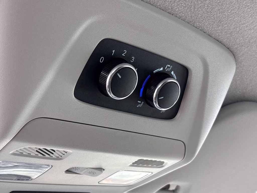 2024 Oxford White Ford Transit-350 XLT RWD Crossover