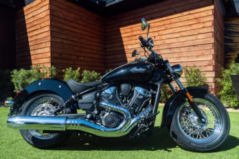 2025 BLACK Indian SCOUT BOBBER