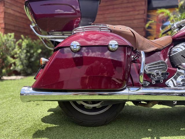 2019 BURGUNDY Indian ROADMASTER