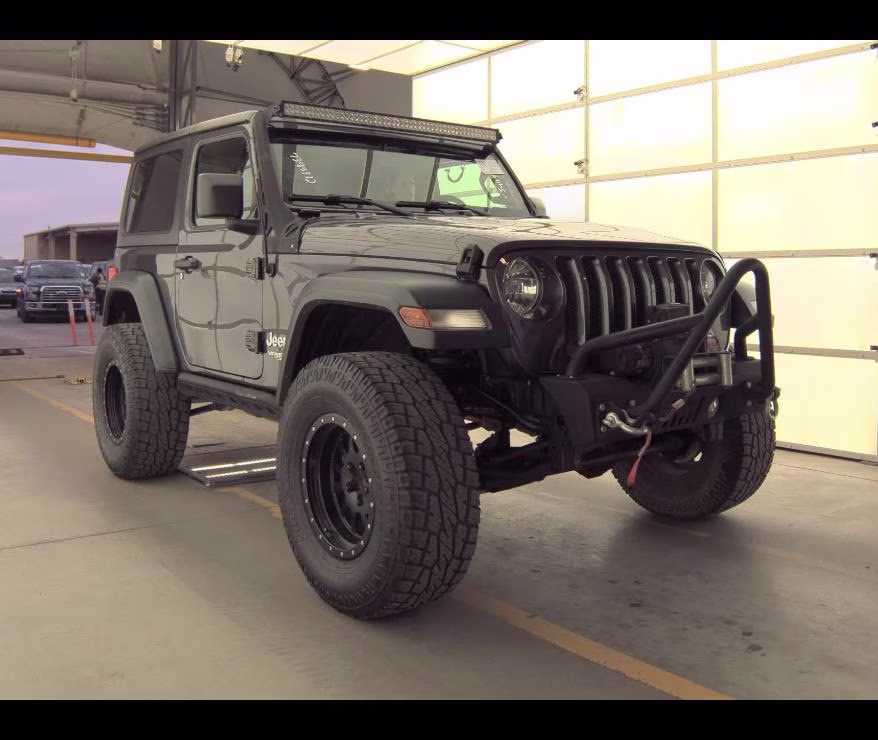 2018 Granite Crystal Metallic Clearcoat Jeep Wrangler Sport 4X4 SUV