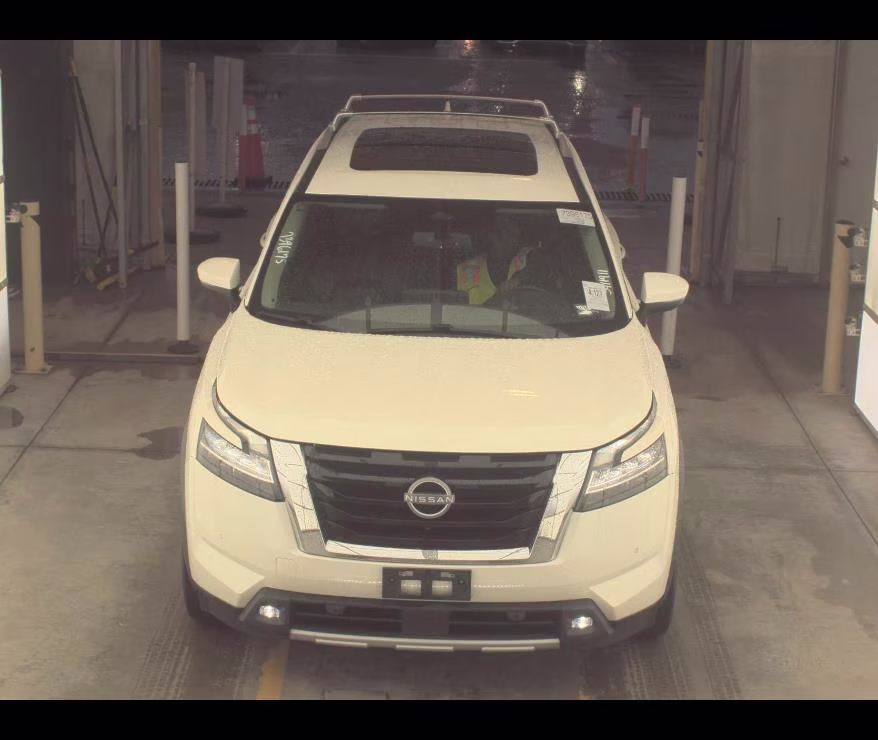 2022 Nissan Pathfinder SL 2WD FWD