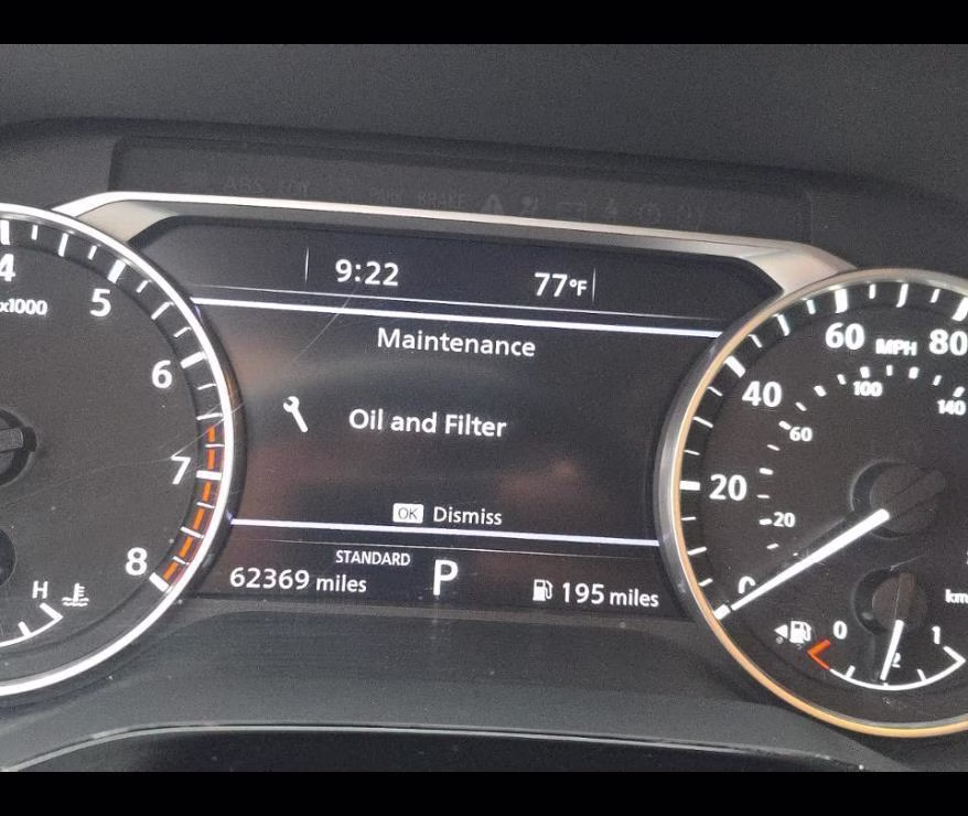 2022 Nissan Pathfinder SL 2WD FWD