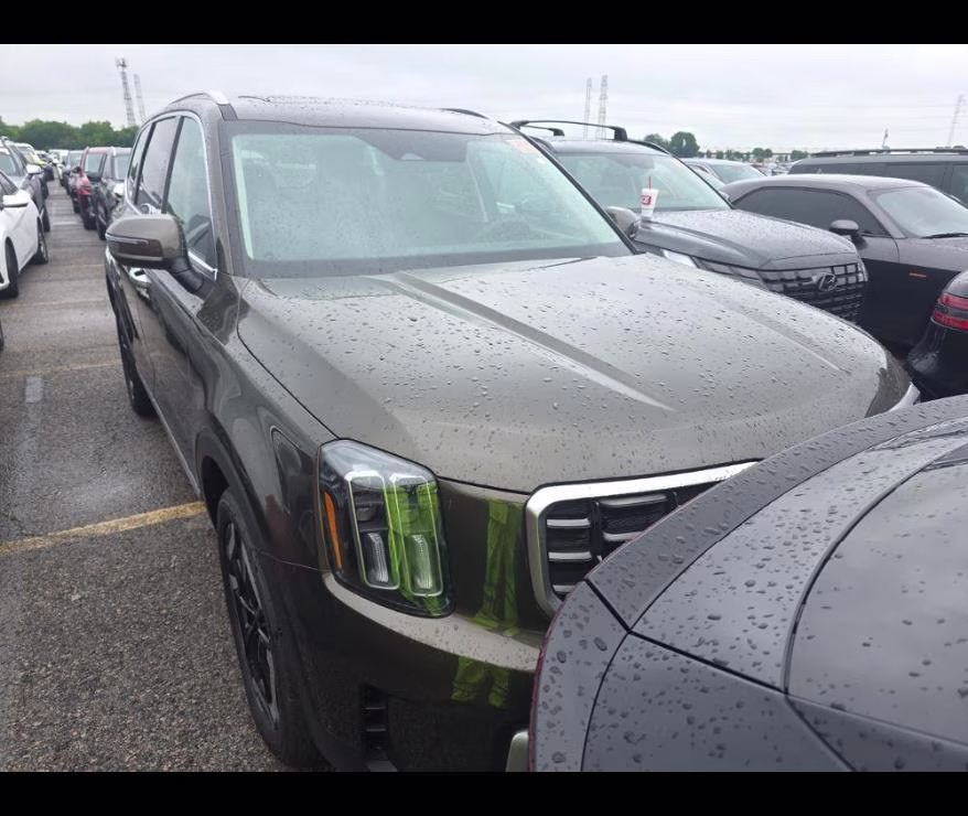 2025 Dark Moss Kia Telluride S FWD SUV