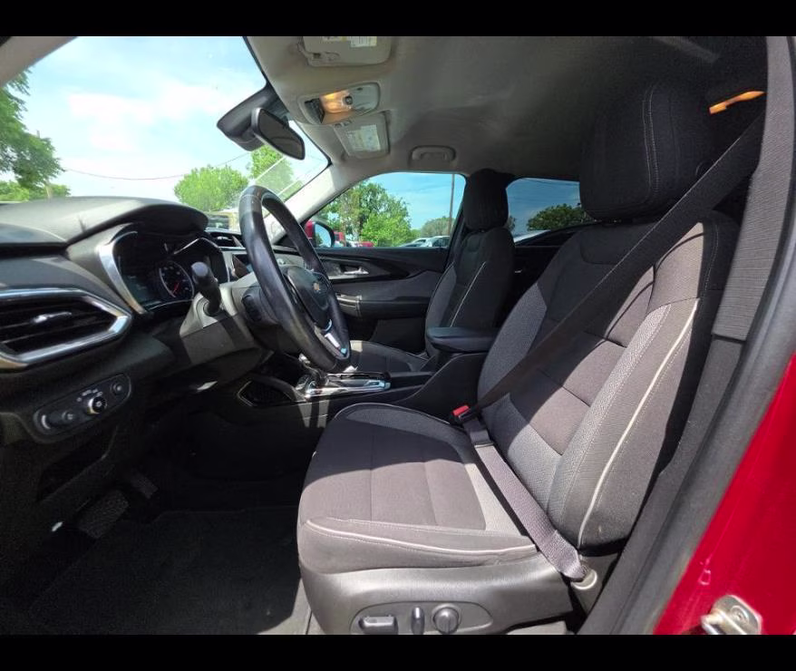 2021 Scarlet Red Metallic Chevrolet Trailblazer LT FWD SUV