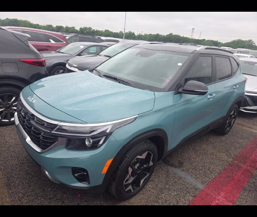 2026 Pluton Blue/Black Roof Kia Seltos S FWD SUV