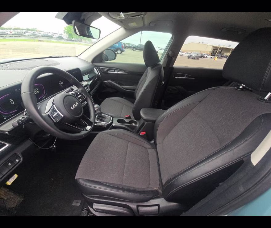 2026 Pluton Blue/Black Roof Kia Seltos S FWD SUV