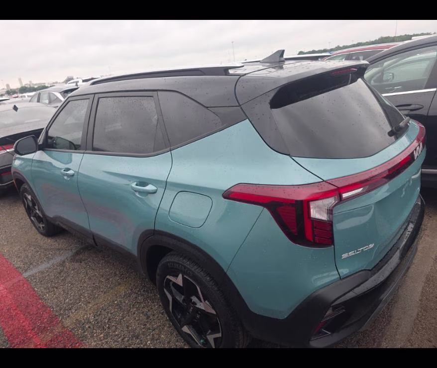 2026 Pluton Blue/Black Roof Kia Seltos S FWD SUV