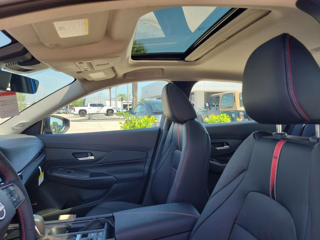 2026 Bluestone Pearl/Super Blk Nissan Sentra SR FWD Sedan