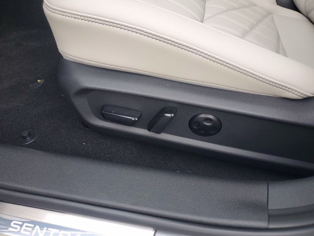 2026 Gun Metallic Nissan Sentra SL FWD Sedan