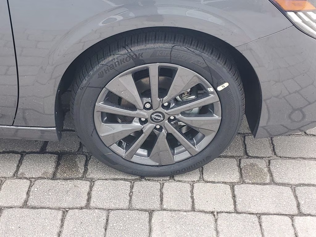 2026 Gun Metallic Nissan Sentra SL FWD Sedan