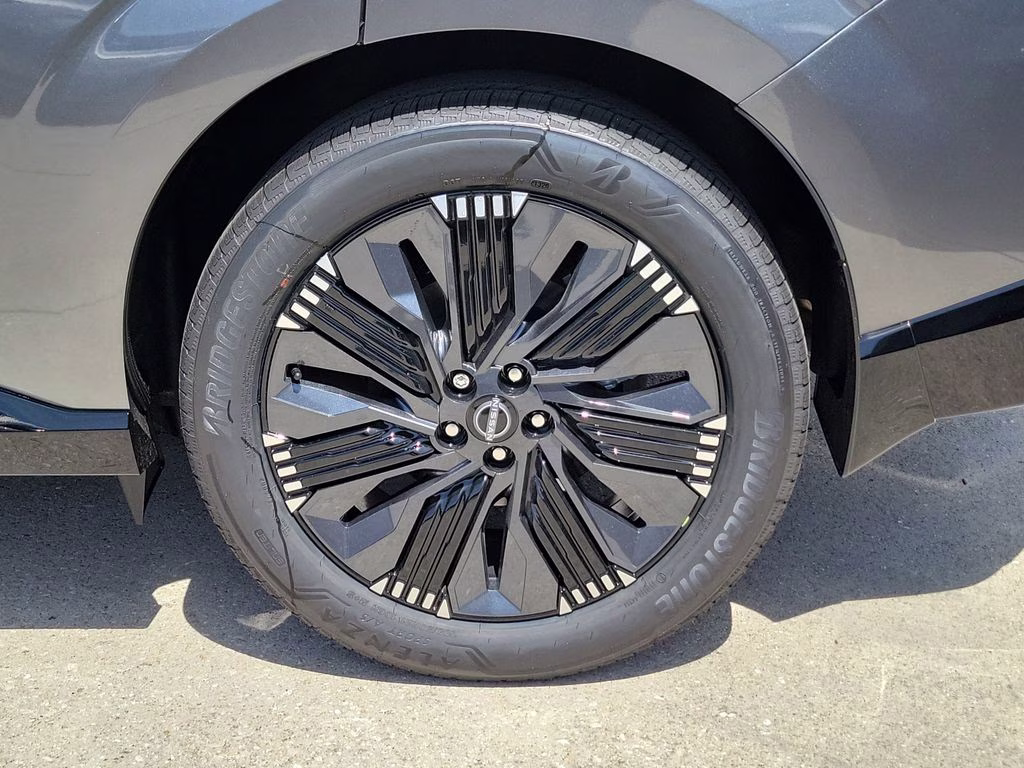 2026 Gun Metallic Nissan Murano Platinum AWD SUV