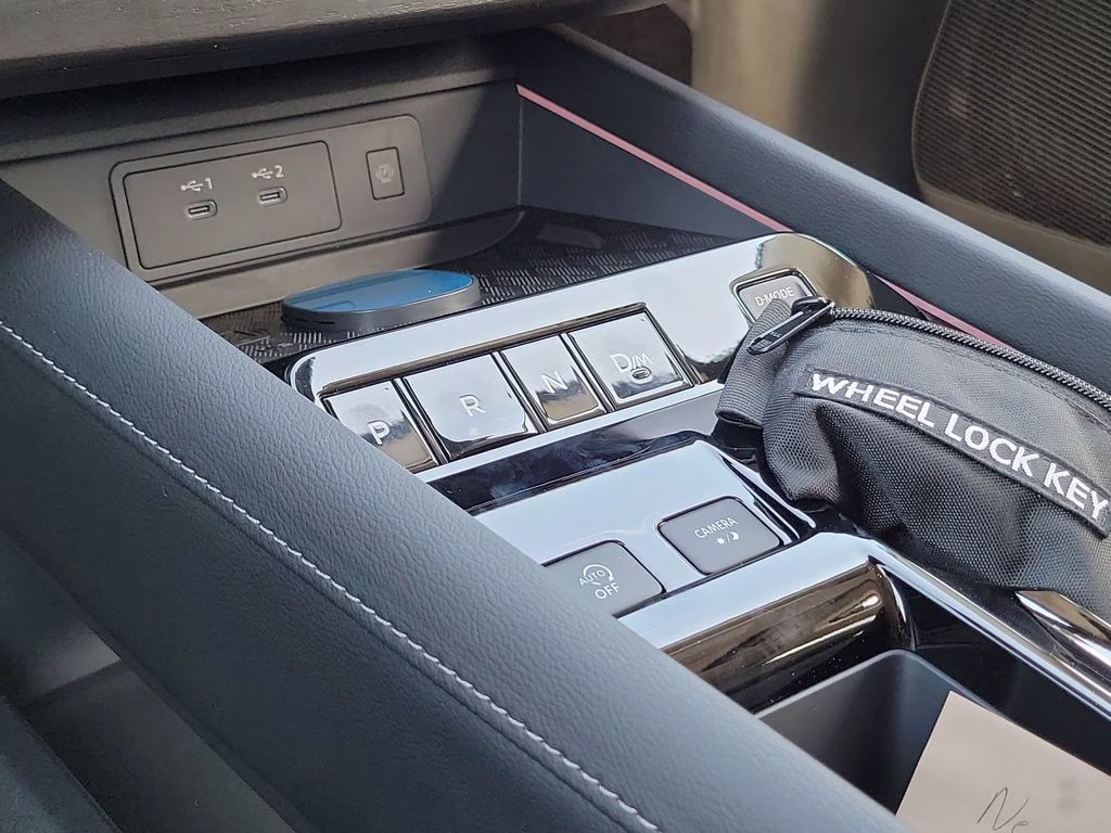 2026 Gun Metallic Nissan Murano Platinum AWD SUV
