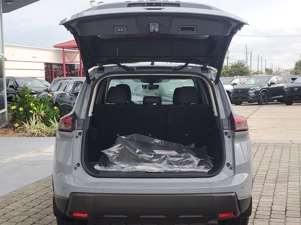 2026 Boulder Gray Pearl Nissan Rogue Dark Armor FWD SUV
