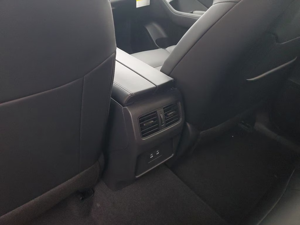 2026 Boulder Gray Pearl Nissan Rogue Dark Armor FWD SUV