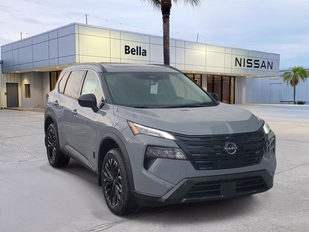 2026 Boulder Gray Pearl Nissan Rogue Dark Armor FWD SUV