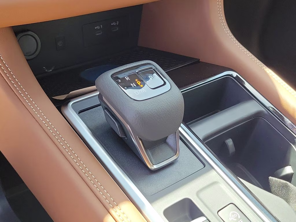2026 Boulder Gray Pearl Nissan Pathfinder Platinum 4X4 SUV