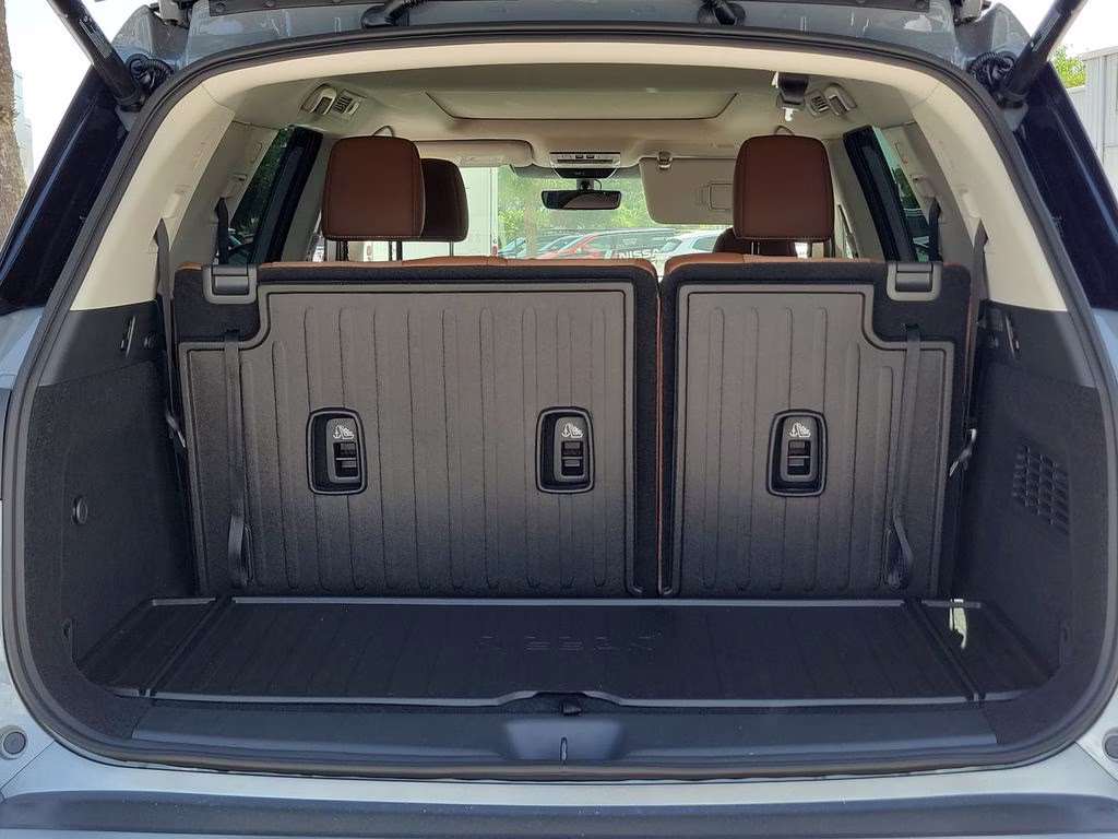 2026 Boulder Gray Pearl Nissan Pathfinder Platinum 4X4 SUV