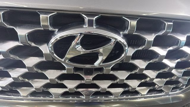 2023 Silver Hyundai Santa Fe Limited AWD SUV