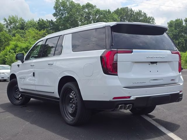 2026 Summit White GMC Yukon XL Denali 4X4 SUV