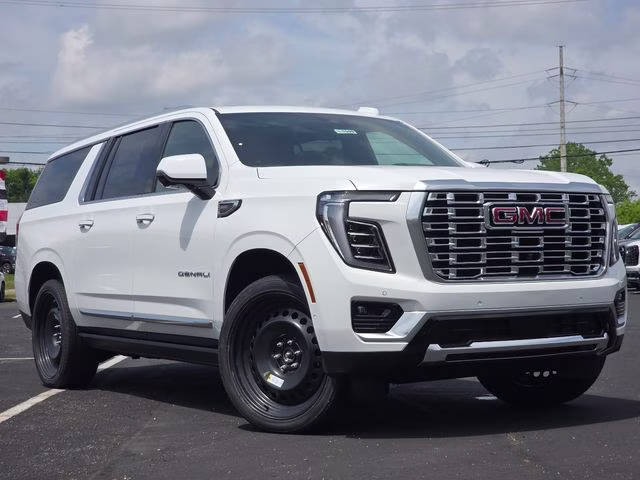 2026 Summit White GMC Yukon XL Denali 4X4 SUV