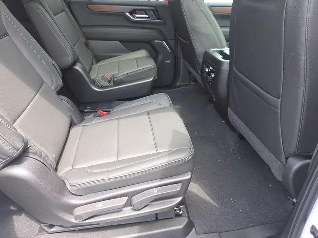 2026 Summit White GMC Yukon XL Denali 4X4 SUV