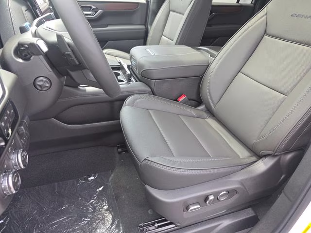 2026 Summit White GMC Yukon XL Denali 4X4 SUV