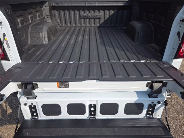 2026 Glacier White Tricoat GMC Sierra 1500 Denali 4X4 Truck