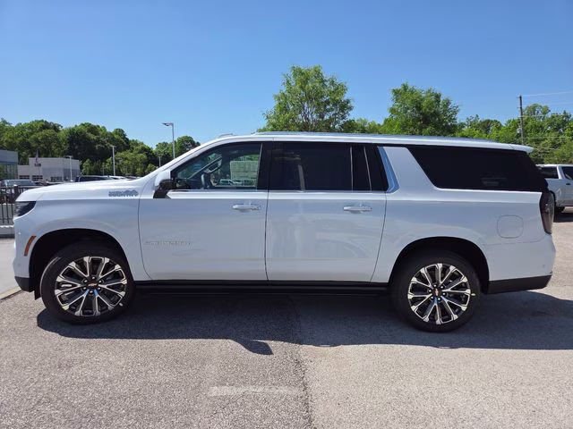2026 Polar White Tricoat Chevrolet Suburban High Country 4X4 SUV