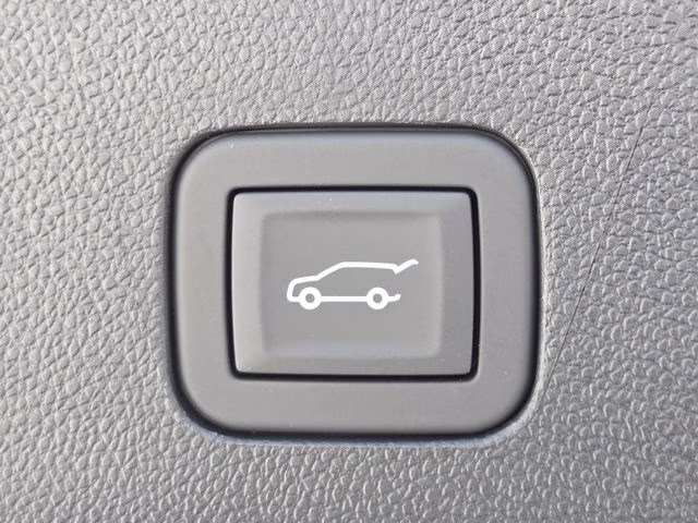 2026 Polar White Tricoat Chevrolet Suburban High Country 4X4 SUV