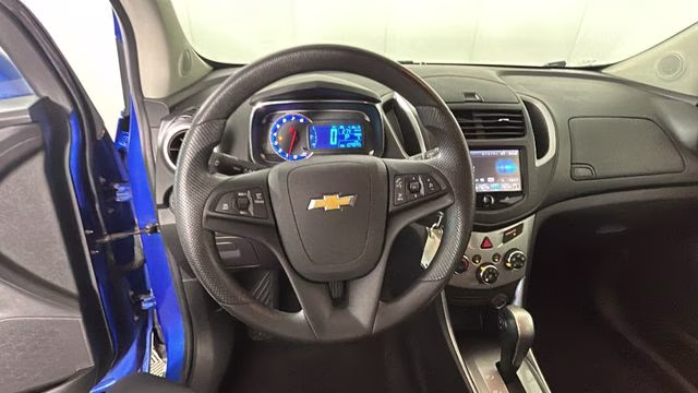 2016 Brilliant Blue Metallic Chevrolet Trax LT FWD SUV