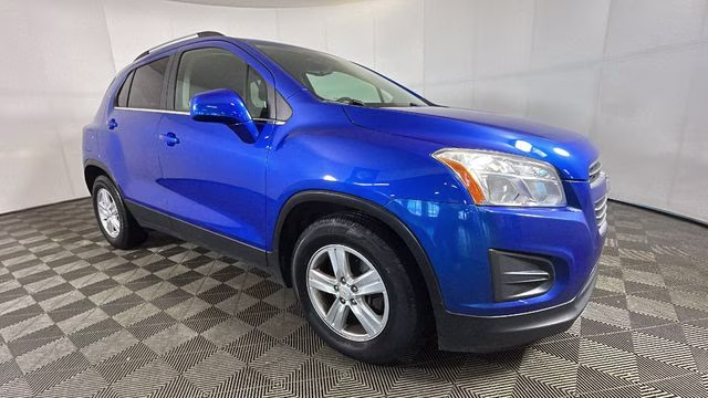 2016 Brilliant Blue Metallic Chevrolet Trax LT FWD SUV