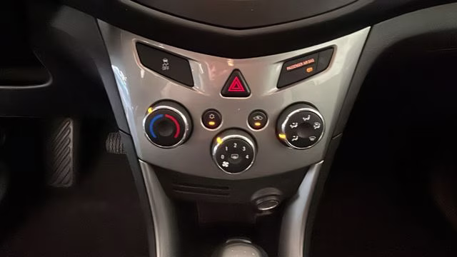 2016 Brilliant Blue Metallic Chevrolet Trax LT FWD SUV