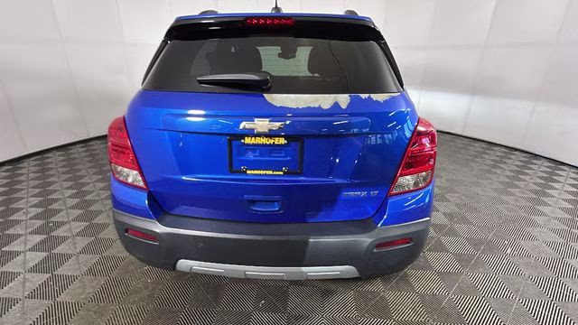 2016 Brilliant Blue Metallic Chevrolet Trax LT FWD SUV