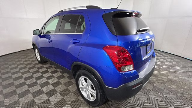 2016 Brilliant Blue Metallic Chevrolet Trax LT FWD SUV