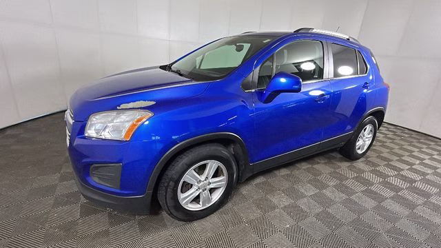 2016 Brilliant Blue Metallic Chevrolet Trax LT FWD SUV