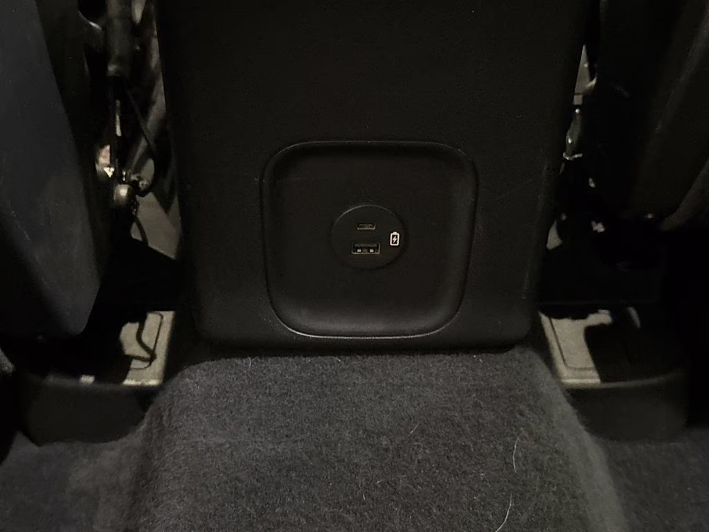 2020 Magnetic Ford Escape Hybrid SE Sport FWD SUV