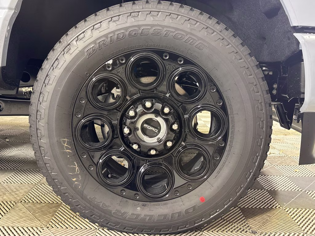 2026 Glacier Gray Metallic Tri-Coat Ford Super Duty F-250 SRW Lariat 4X4 Truck