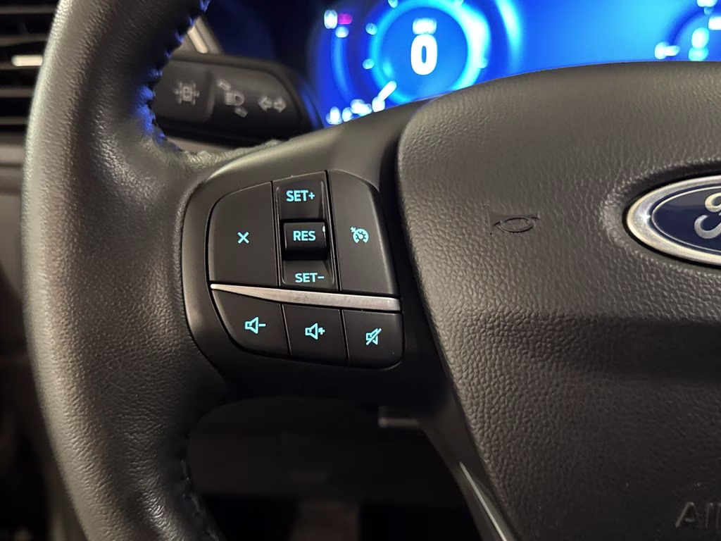 2020 Magnetic Ford Escape Hybrid SE Sport FWD SUV