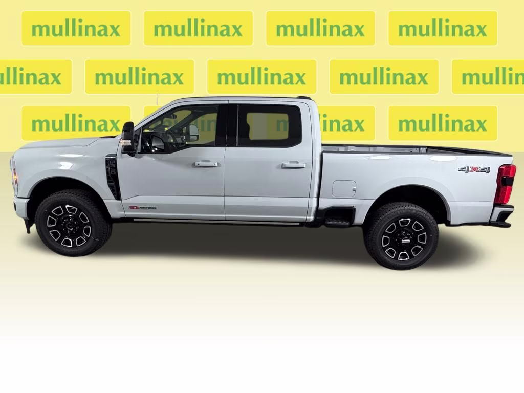 2026 Avalanche Ford Super Duty F-350 SRW 4X4 Truck