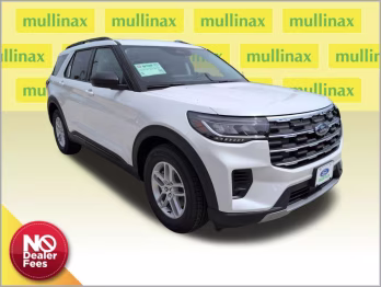 2026 Star White Metallic Tri-Coat Ford Explorer Active RWD SUV