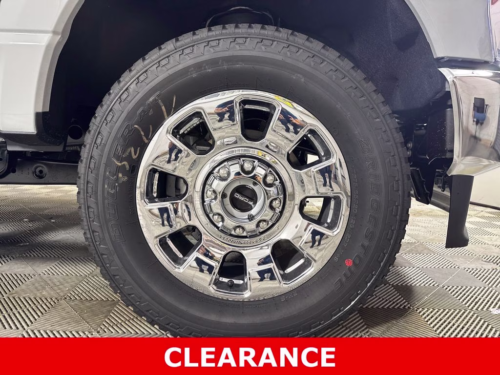 2026 Avalanche Ford Super Duty F-250 SRW Lariat 4X4 Truck