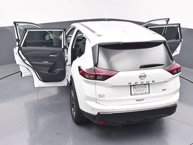 2024 Everest White Pearl Nissan Rogue SV FWD SUV
