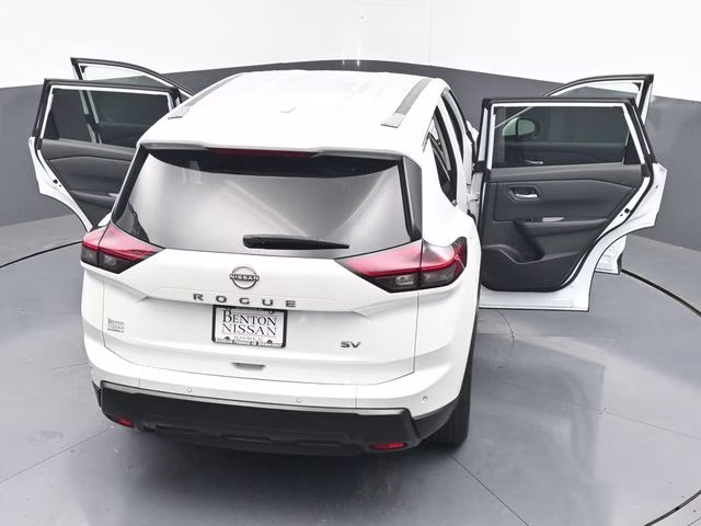 2024 Everest White Pearl Nissan Rogue SV FWD SUV