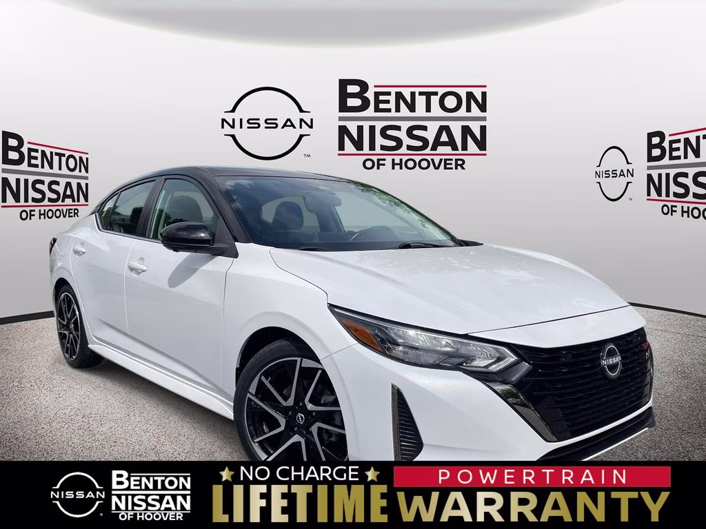 2024 Aspen White Tricoat/Super Black Nissan Sentra SR FWD Sedan