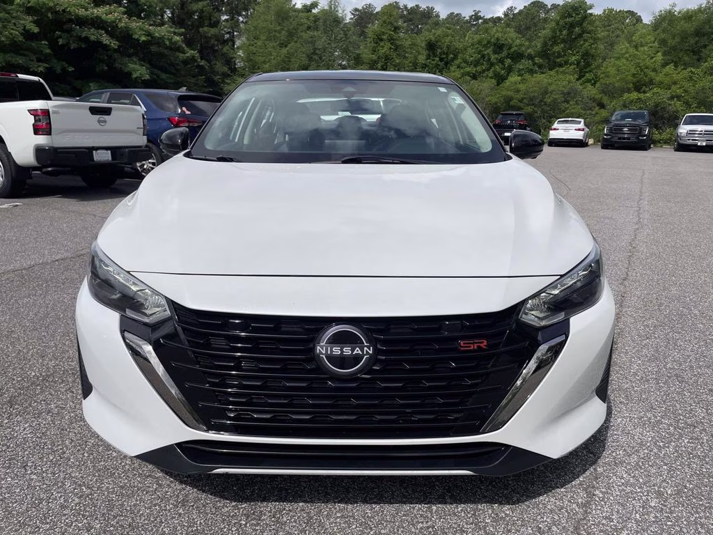 2024 Aspen White Tricoat/Super Black Nissan Sentra SR FWD Sedan