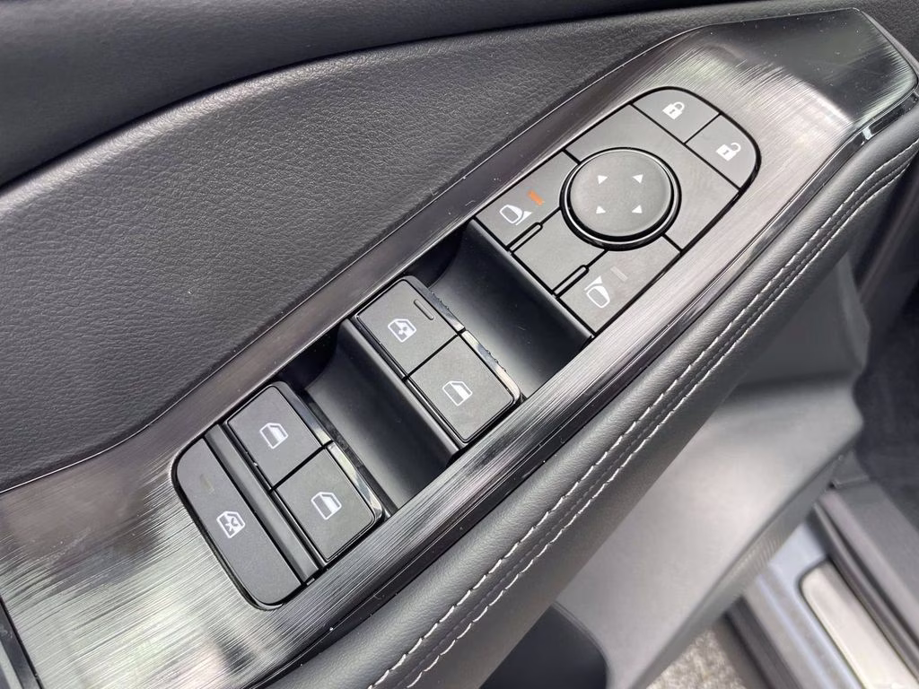 2026 Boulder Gray Pearl Nissan Rogue Dark Armor FWD SUV