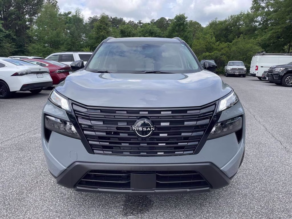 2026 Boulder Gray Pearl Nissan Rogue Dark Armor FWD SUV