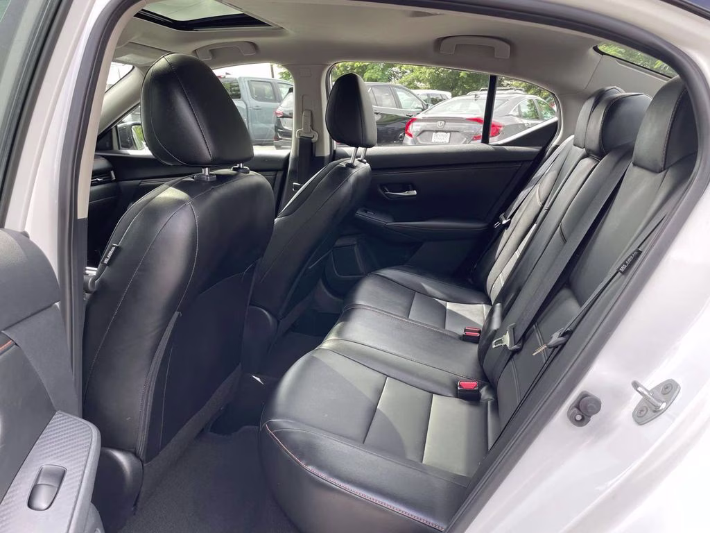 2024 Aspen White Tricoat/Super Black Nissan Sentra SR FWD Sedan