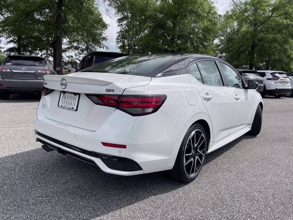 2024 Aspen White Tricoat/Super Black Nissan Sentra SR FWD Sedan