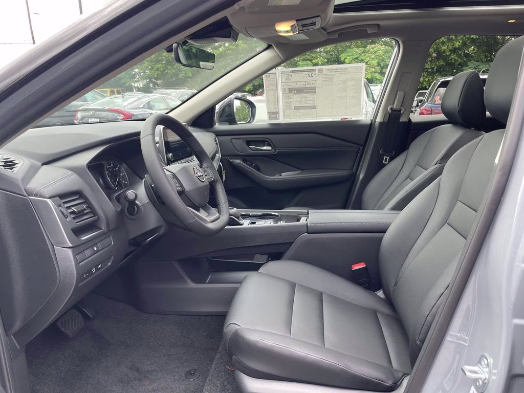 2026 Boulder Gray Pearl Nissan Rogue Dark Armor FWD SUV